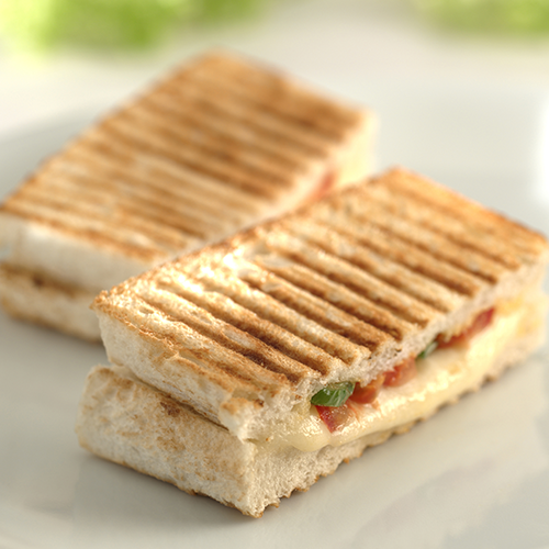 Beyaz Peynir Domatesli Tost